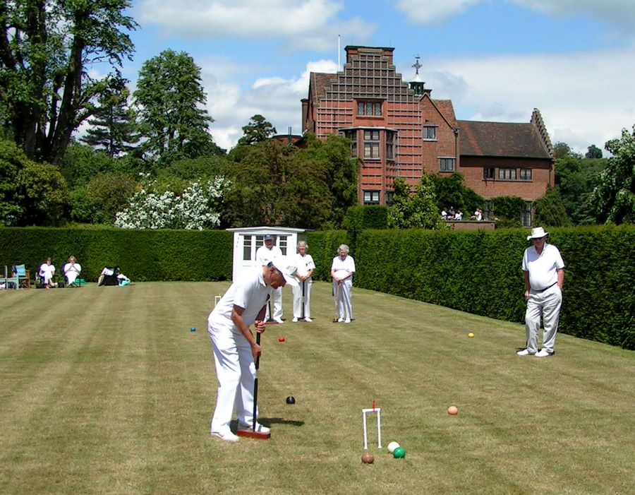 Croquet at Chartwell NT